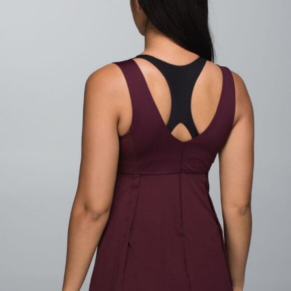 Lululemon Wrapper's Delight Tank Size 4 - Picture 2 of 3